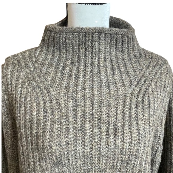 HOLD FOR OTTERWEEN Madewell Brown Mock Turtleneck chunky knit Sweater medium - Picture 2 of 11